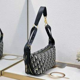 Picture of Dior Handbags _SKUfw239219358fw